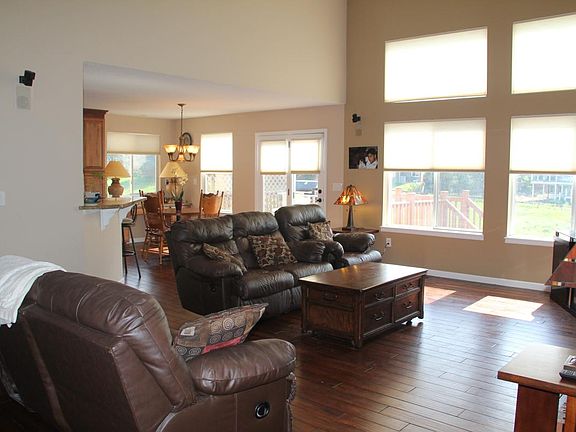 Spacious family room is a great area for entertaining with o