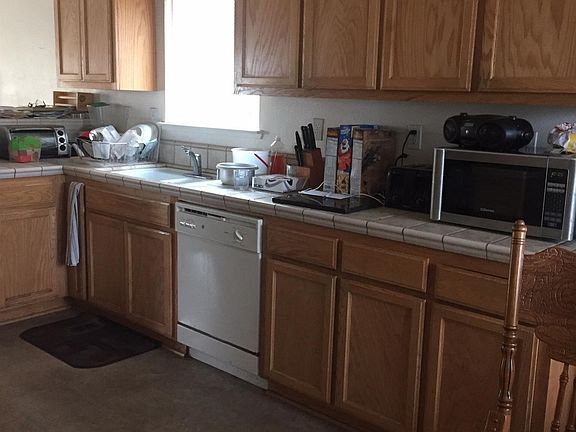 2nd image of 2742 Flemons Ave