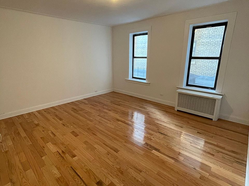 2nd image of 1400 Benson St APT 5D