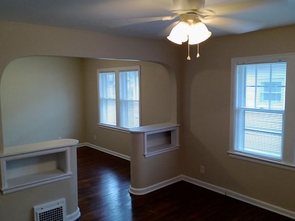 Living/dinning area