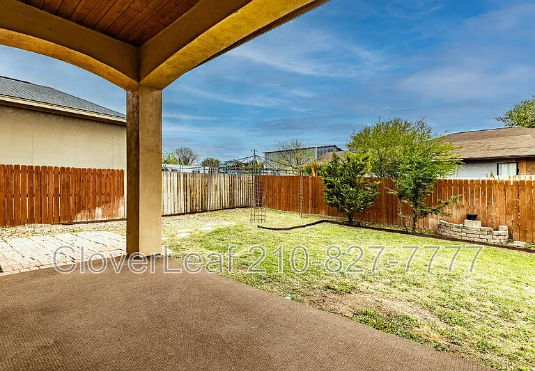 6126 Lowrie — Photo 43