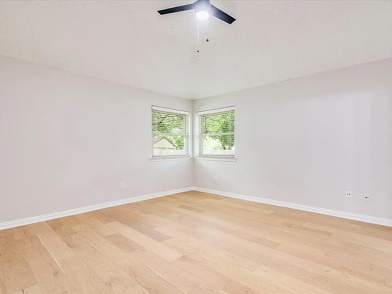 16517 Spotted Eagle Dr — Photo 12