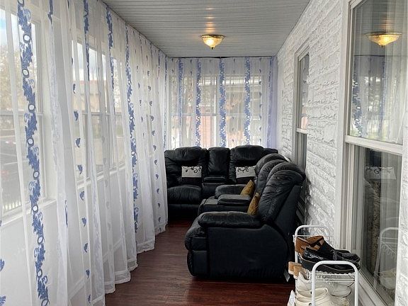 2nd image of 182 Alton Ave