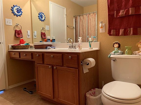 5th image of 309 Highland View Dr