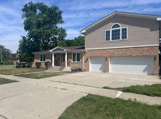 7300 Beckwith Rd, Morton Grove, IL 60053