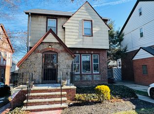 50-09 217th St #1, Oakland Gardens, NY 11364