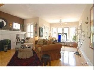 2732 W Argyle St, Chicago, IL 60625