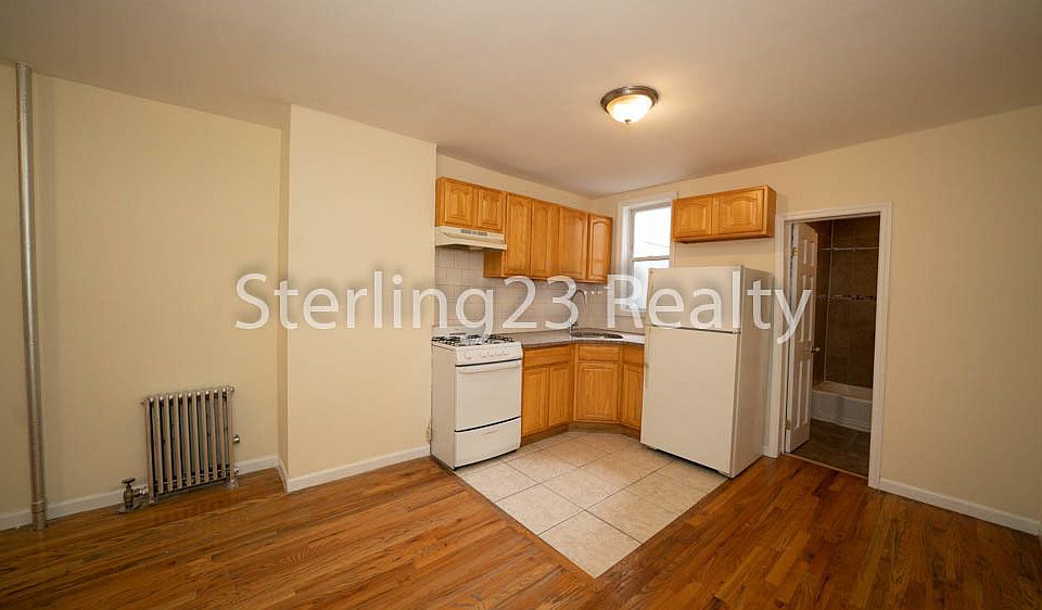 1st image of 43-08 25th Ave #2L