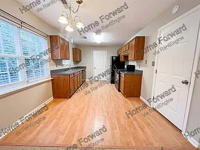 3005 Crab Apple Ct — Photo 8
