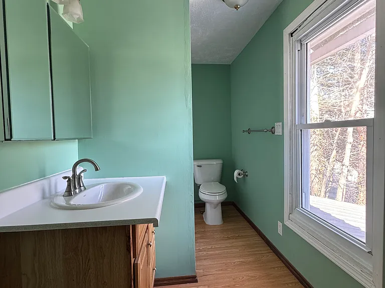 228 Washington Ave — Photo 7