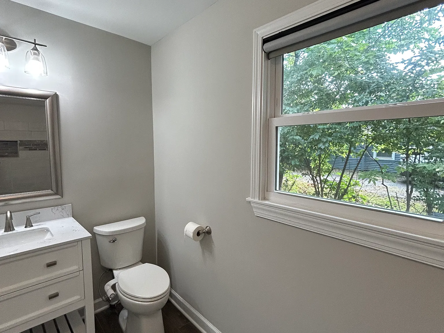 3 bed, 1315 sqft, $2,300 — Photo 2