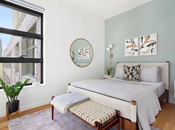 547 West 47th Street image 8 of 31