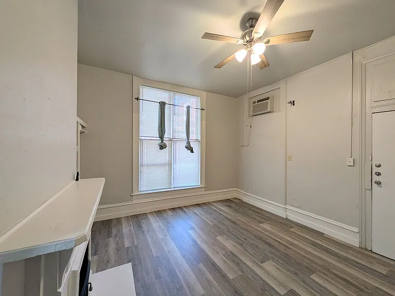 822 E Carson St #7 — Photo 11