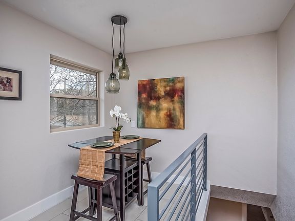 5th image of 1820 Applewood Drive