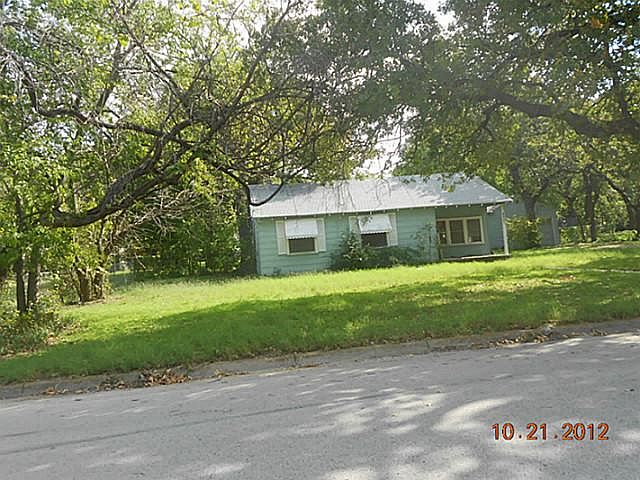 1st image of 3116 Huron Trl