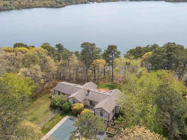 21 High Point Drive, Brewster, MA 02631