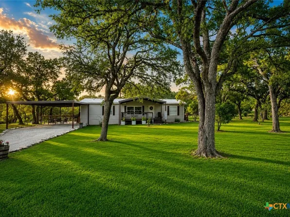 7662 Jessica Ln, Spring Branch, TX 78070