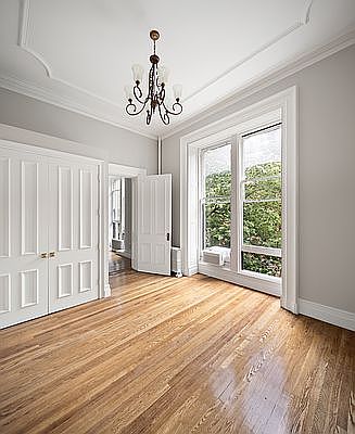 4th image of 16 W 10th St APT 2F