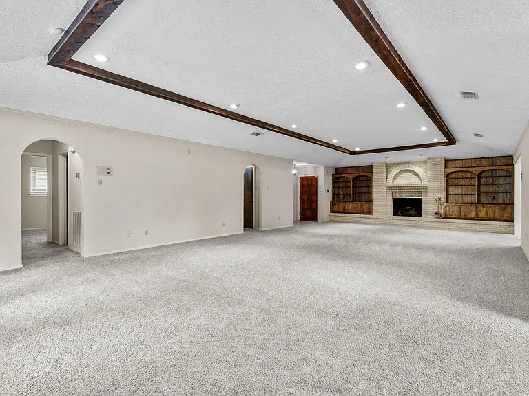 4010 Paraguay Cir — Photo 4