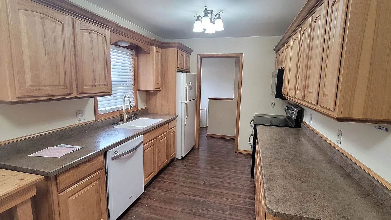 5 Bedroom home near the lake & BSU — Photo 4