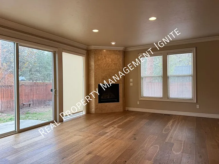 20071 Calvin Way — Photo 4