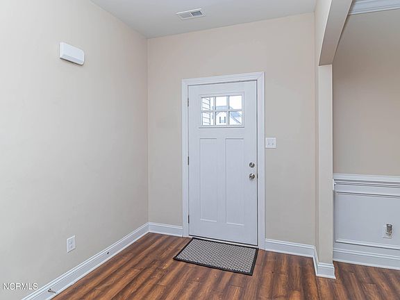 3rd image of 206 Bunning Drive