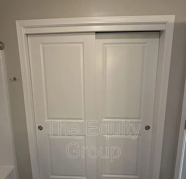 514 S Summit St #102 — Photo 16