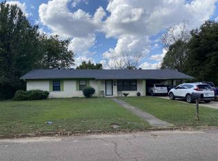 1103 Ferguson St, Texarkana, AR 71854