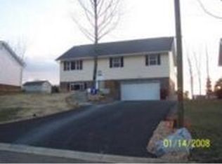 1155 Snowden Ter, Johnson City, TN 37601