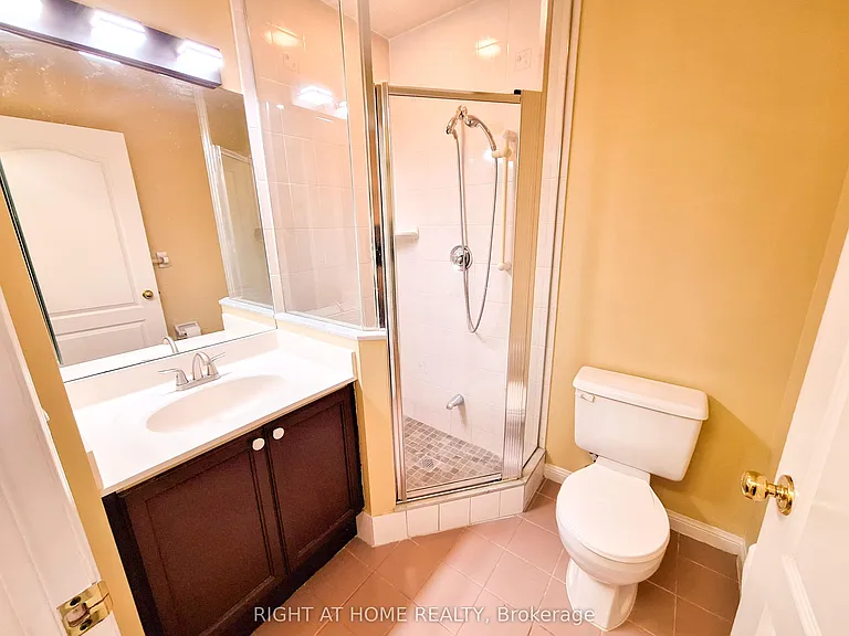 821 Grandview Way — Photo 24