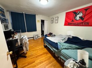 56 Queensberry St APT 1, Boston, MA 02215