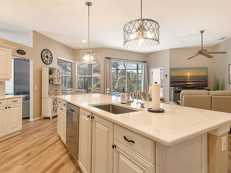 6738 Pleasant Hill Rd — Photo 17