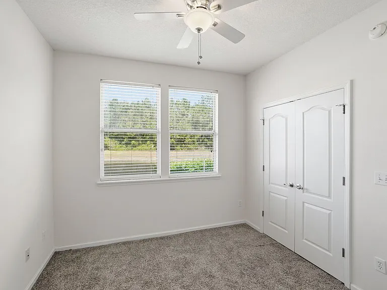 6119 Bartram Village Dr — Photo 30