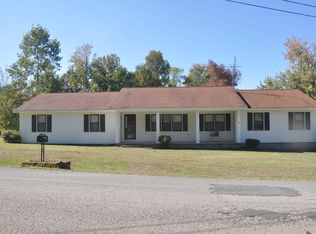 605 3rd St NE, Arab, AL 35016