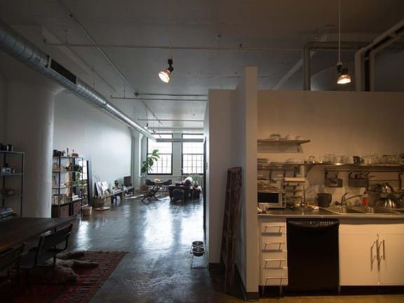 4th image of 500 Robert St #320