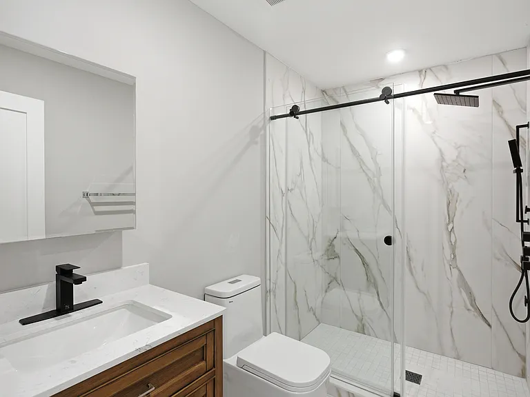 Veranda Apartments — Photo 51