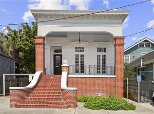 1417 Burgundy St, New Orleans, LA 70116