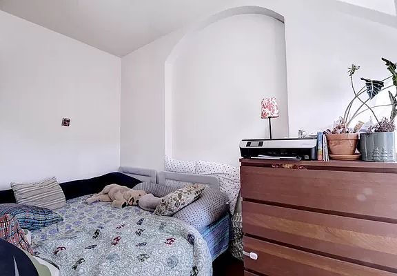 5th image of 253 Kosciuszko St #2A