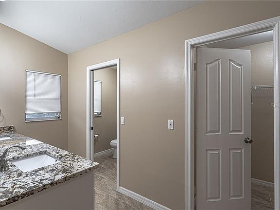 4th image of 1211 SE 26th Ter