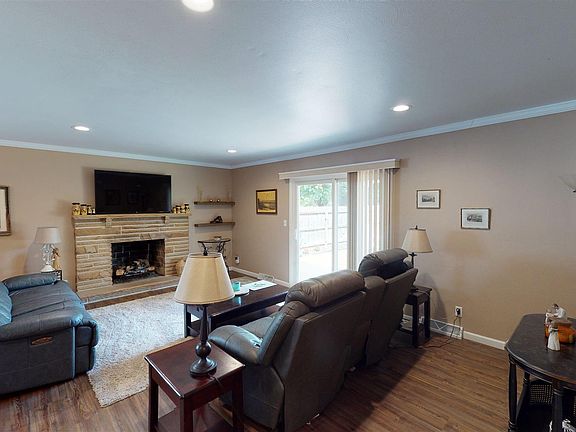5th image of 4812 N Glen Ct