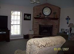 2nd image of 302 Meadowgreen Cir