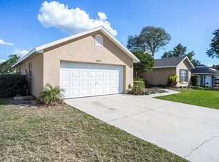 3633 Park Green Ct, Tavares, FL 32778
