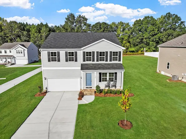 138 Harriette Ct, Lillington, NC 27546