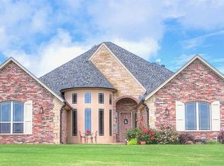 9601 N Piedmont Rd, Yukon, OK 73099