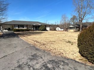158 Circle Dr, Hartsville, TN 37074