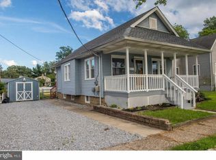 14 Lake Ave, National Park, NJ 08063
