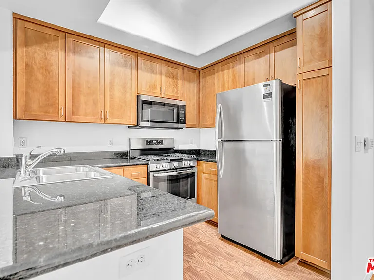 4060 Glencoe Ave #311 — Photo 11