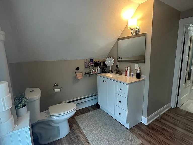 8 Warren Ave #2 — Photo 9