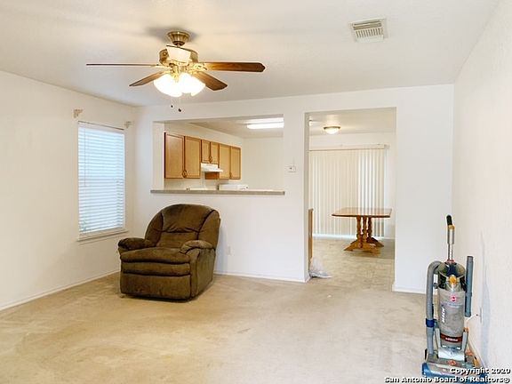 3rd image of 215 Jetlyn Dr