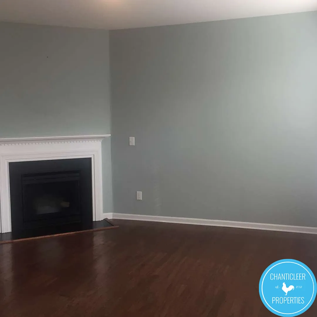 4442 Hillsgrove Road - 1 — Photo 3